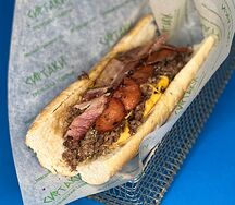 Чизстейк пепперони и бекон