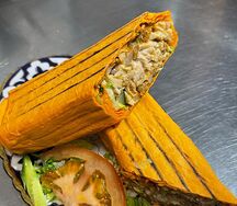 Шаурма в сырном лаваше