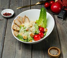 Цезарь с курицей