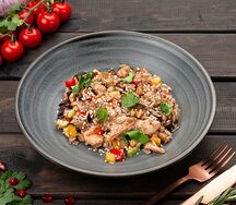 Рис с курицей и овощами