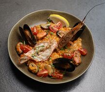 Паэлья с морепродуктами