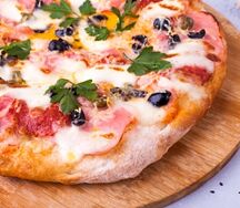 Римская пицца мясная