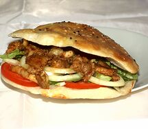 Шаурма в Лепешке