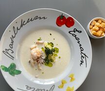 Сливочный суп с морепродуктами