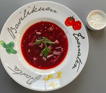 Борщ красный с говядиной
