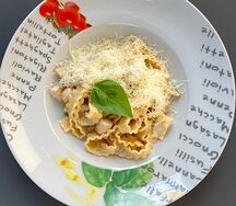 Мафальдине с курицей и грибами