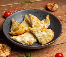 Гренки сырные