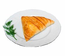 Слоеная самса с курицей