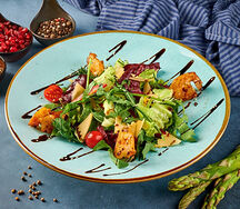 Креветки с руколой