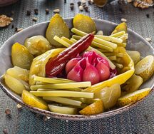 Ассорти домашних солений