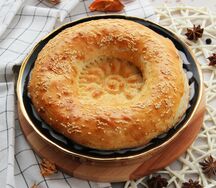 Узбекская лепёшка с кунжутом