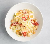 Салат Цезарь классический