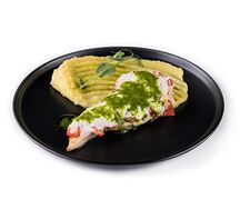 Куриное филе капрезе с картофельным пюре