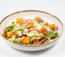 Цезарь с куриным филе