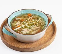 Суп лапша с курицей