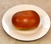 Пирожок печёный с мясом