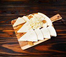 Ассорти грузинских сыров