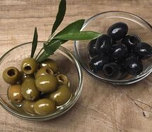 Оливки и маслины