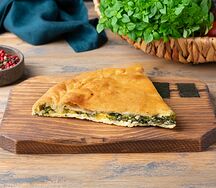 Осетинский пирог с сыром и зеленью