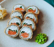 Кранчи ролл с кетой
