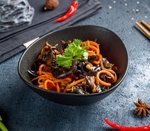 Острый салат с грибами Муэр