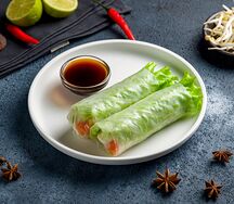 Спринг-роллы с лососем