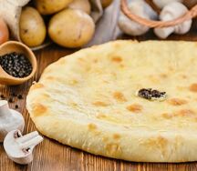 Осетинский пирог с картошкой и грибами