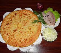 Осетинский пирог с курицей и капустой