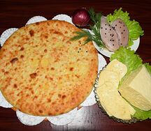 Осетинский пирог с курицей и сыром