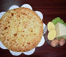 Осетинский пирог с картофелем и сыром картофджин