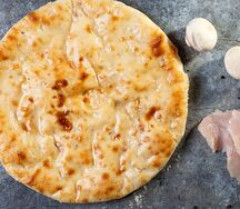 Осетинский пирог с курицей и сыром