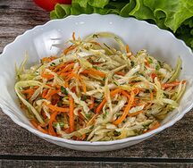 Салат из капусты и моркови