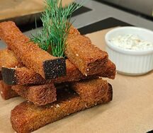 Гренки чесночные