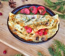 Омлет с помидорами и грибами