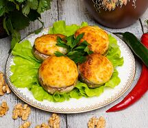 Запеченные грибы с сыром на кецци