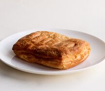 Слойка с курицей и сыром