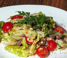 Салат с куриными сердечками 