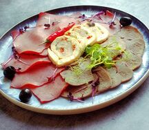 Ассорти мясное