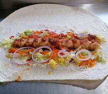 Люля-кебаб из курицы в лаваше