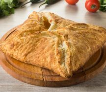 Пеновани (слоеное хачапури)