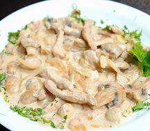 Бефстроганов куриный
