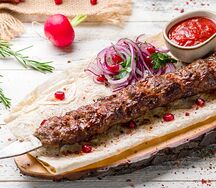 Люля-кебаб из говядины на углях