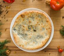 Хачапури со шпинатом и сыром сулугуни