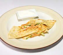 Кесадилья с семгой