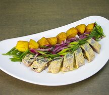 Селёдочка с гарниром