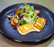 Салат с халлуми