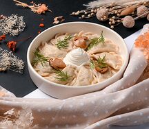 Вареники с картофелем и лесными грибами