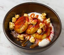 Сырники с соленой карамелью