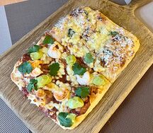 Комбо-пицца Сорренто с лимоном и креветки