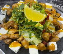 Салат Курица с греческим сыром